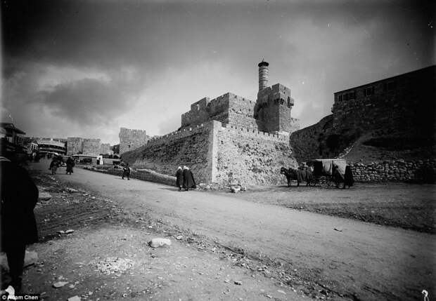 Башня Давида (слева - 1898 г.) Израиль, архивные фотографии, иерусалим, история, прошлое и настоящее, сравнение, тогда и сейчас, тогда и сегодня