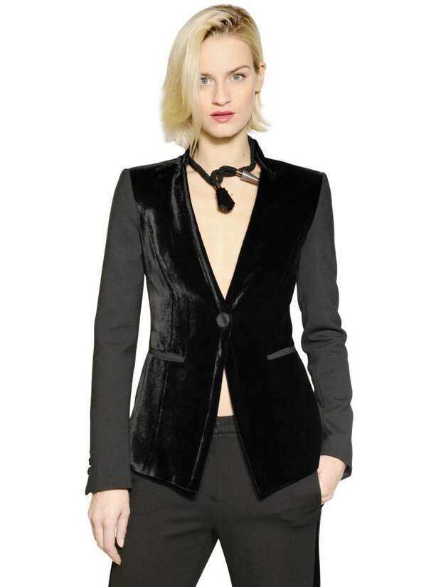 Черный женский пиджак из бархата и ткани