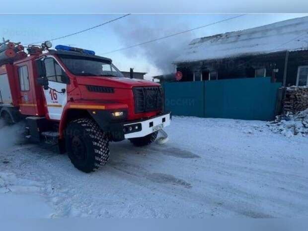 Медики рассказали о состоянии пострадавшей в пожаре семьи