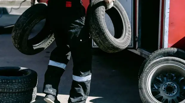 Вильфанд рассказал, когда следует менять резину в европейской части России