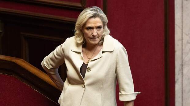 Вопрос отношений с Россией расколол партию Ле Пен на три части