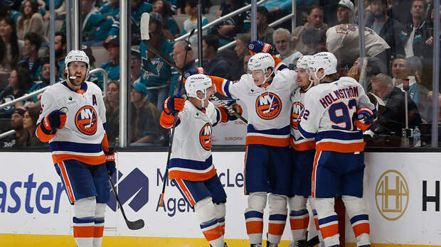 «Айлендерс» обыграл «Сент-Луис» в матче НХЛ, у Сорокина 20 сейвов