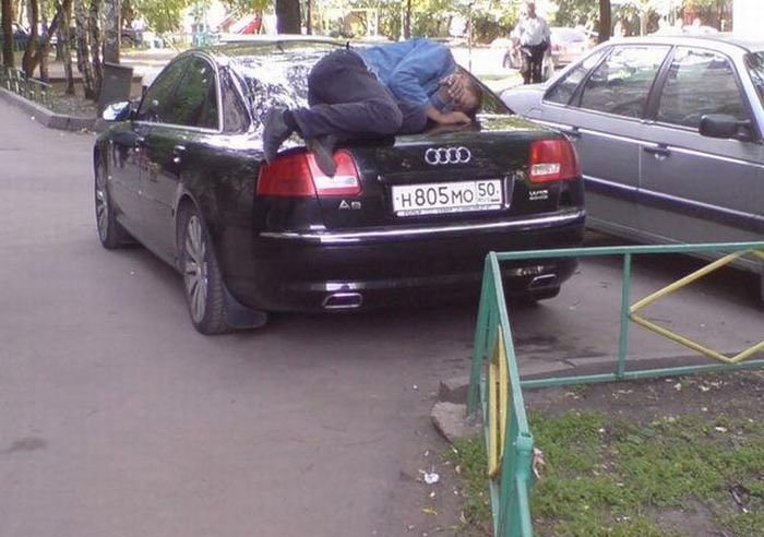 Автомобильные приколы (17 фото)