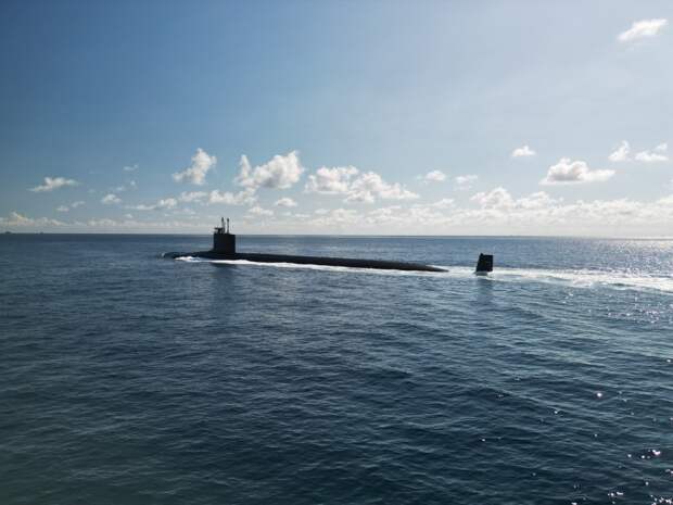 Около 80 тел извлечены с потопленного у Шри‑Ланки иранского корабля IRIS Dena