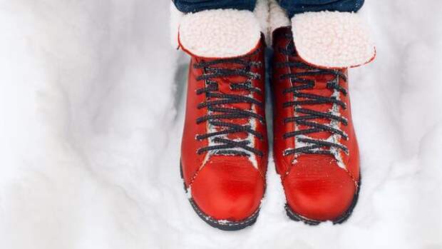 Гололед не проблема: 5 способов сделать зимнюю обувь не скользкой