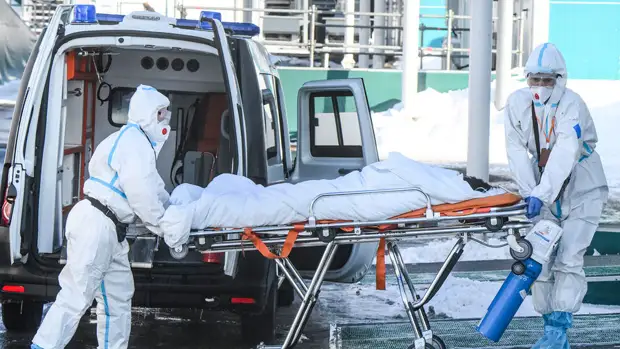 Замглавы Минздрава Плутницкий: снижение смертности от COVID-19 в РФ связано с вакцинацией