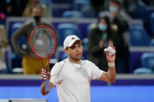 Карацев проиграл Отте во втором круге турнира в Белграде