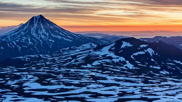 Два землетрясения произошли возле Камчатки