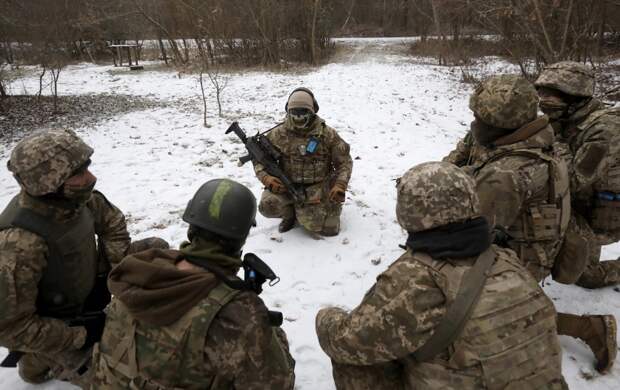 Группа военных ВСУ сдалась в плен в Великой Новосёлке