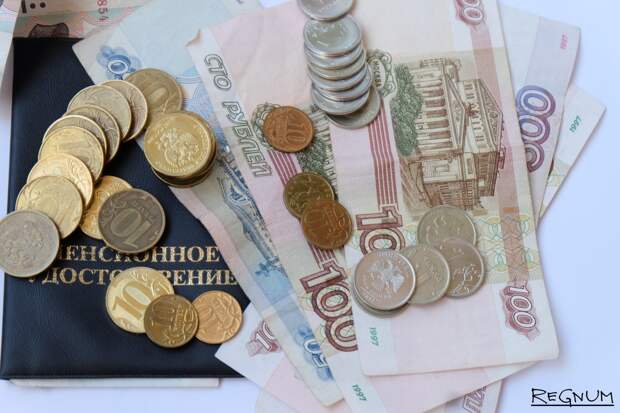 Эксперт Сафонов: пенсию более 500 тыс. рублей в России могут получать космонавты