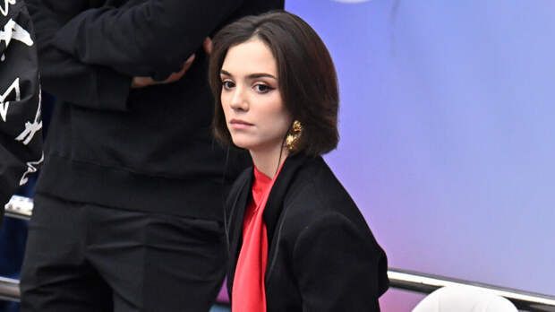 Фигуристку Медведеву и блогера Литвина внесли в базу "Миротворца"