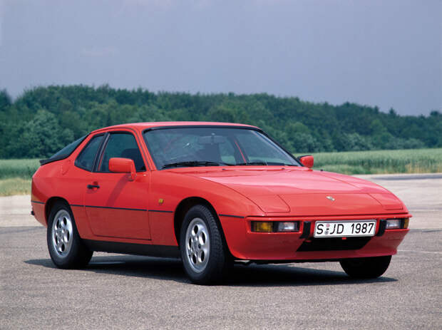 А это уже финальная 924 S с мотором от 944: настоящий Porsche на 100%