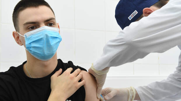 Девять областей России объявили обязательную вакцинацию. В одной отказались: Невозможно