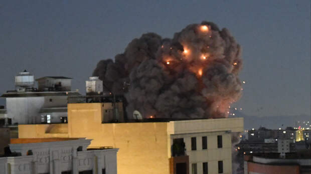 Трамп не считает удары по гражданским объектам Ирана военным преступлением