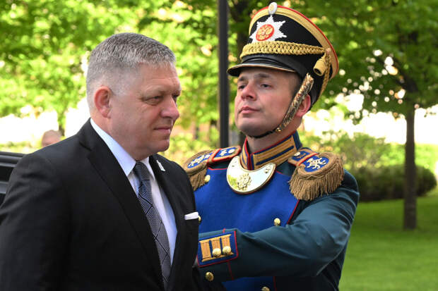 Фицо прибыл в Кремль на торжества в честь 9 Мая