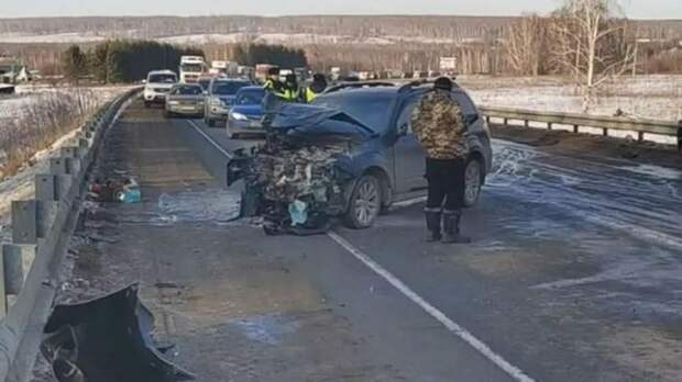 Машины всмятку. Жесткое ДТП произошло на трассе Бийск — Барнаул