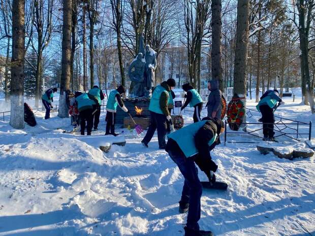 Жителям Тульской области предлагают помочь коммунальщикам в расчистке снега