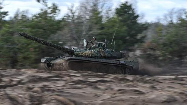 Эксперт назвал особенности переданных на фронт танков Т-90М «Прорыв»