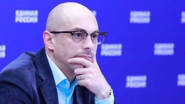 Гаспарян объяснил реакцию президента Чехии на заявление МИД РФ