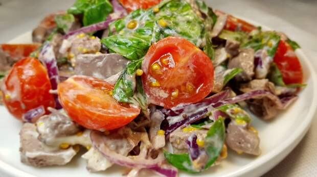 Необыкновенно вкусный салат: простой и быстрый рецепт