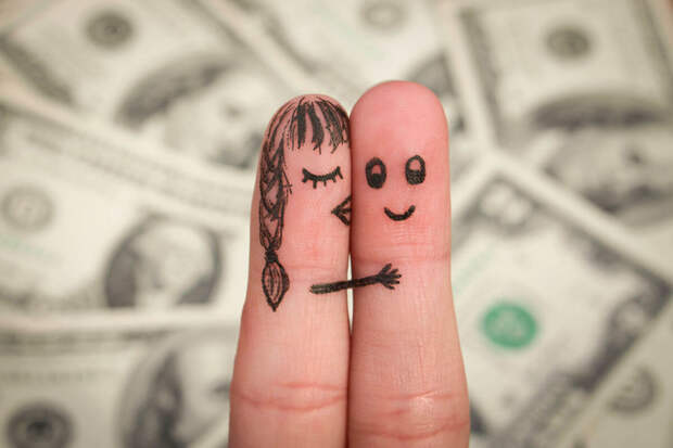 Как влюблённым решить финансовый вопрос и не разбежаться