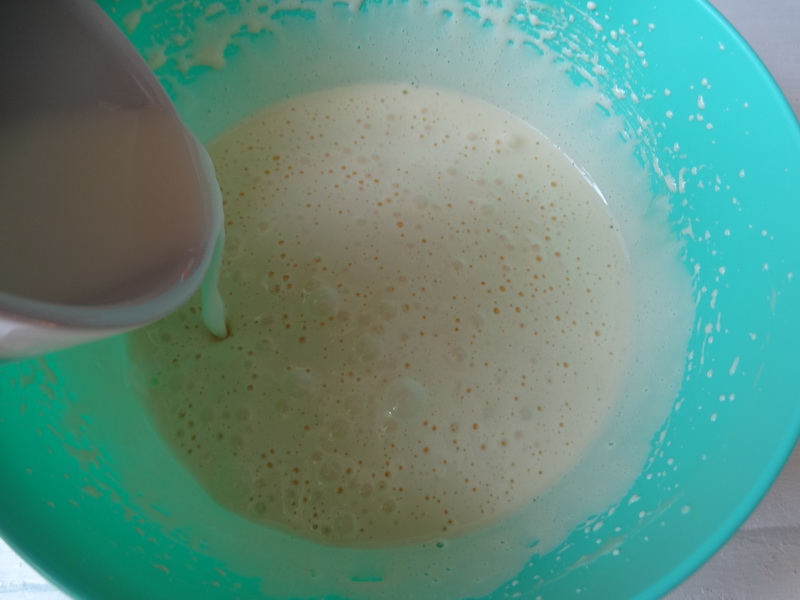 Приготовила так популярный сейчас торт «Норка крота» - действительно вкусно, мне очень понравился