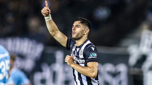 "Барселона" ищет усиление в Бундеслиге: клуб следит за двумя молодыми игроками