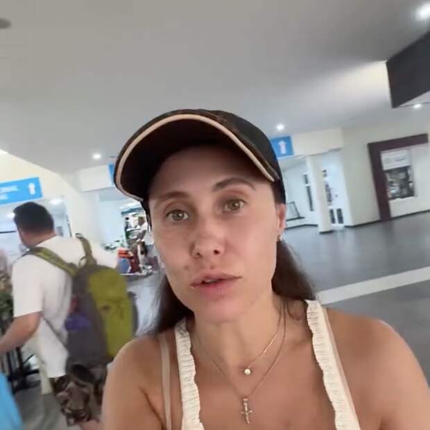 Актриса шоу «Уральские Пельмени» застряла на курорте богачей в Азии из-за отмен рейсов