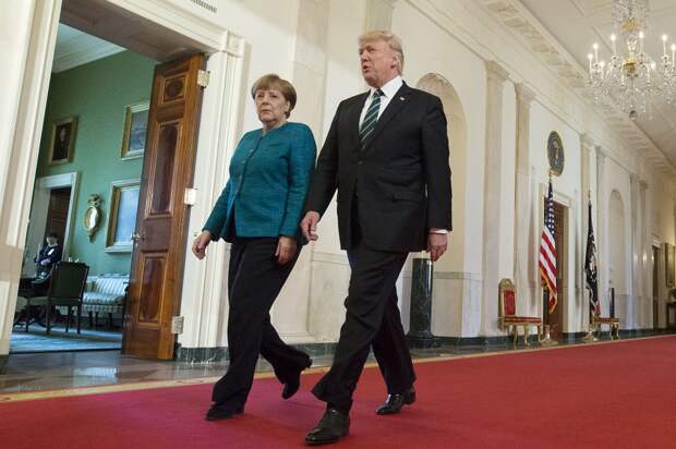 В мире любят Меркель и не любят США