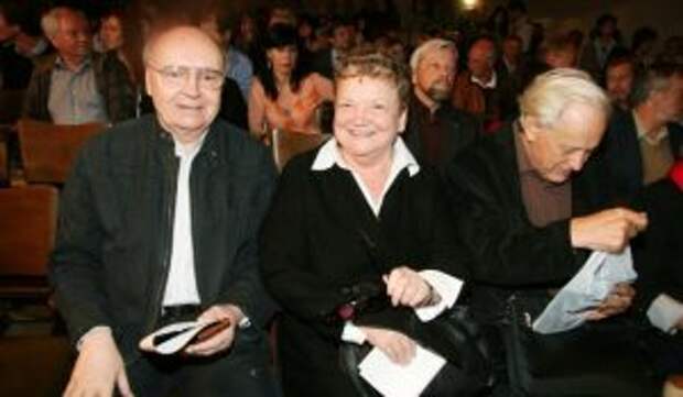 Убитая горем вдова Мягкова взорвалась из-за слухов