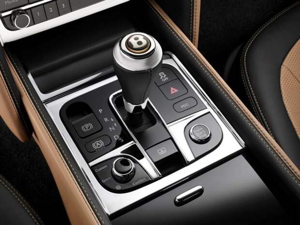 Коленвал в салоне и 9 на радиаторе: как Bentley празднует свой юбилей Bentley Continental GT, bentley, bentley mulsanne, авто, автомир, автомобили, роскошь, юбилей