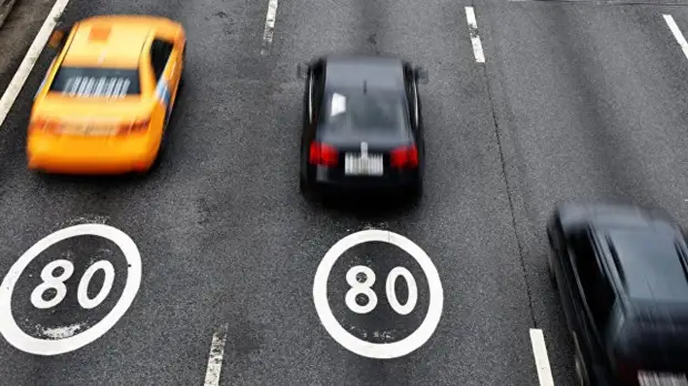 Общественники оценили идею смягчить наказание за выезд на встречную полосу