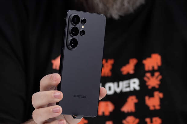 Смартфон Samsung появился в России до официального анонса