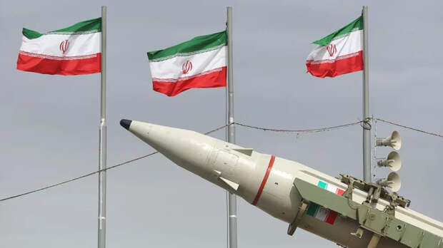 Эксперт Лямин: Иран чаще всего бьет по базам США в Бахрейне, Кувейте и Ираке