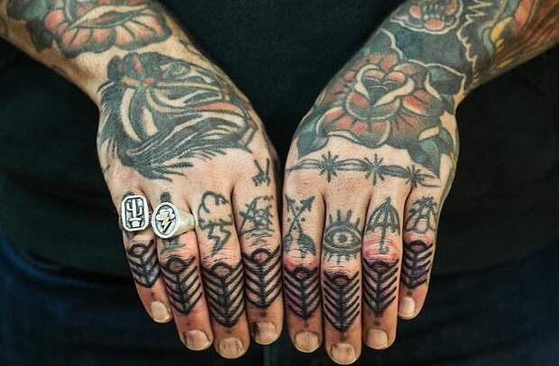 10+ самых опасных татуировок, о смысле которых многие даже не задумываются