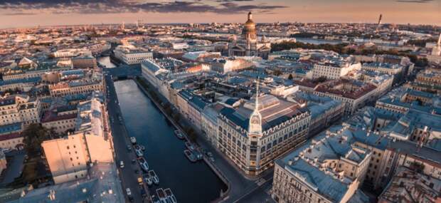 Более 320 раритетных машин покажут на «ТранспортФесте» в Петербурге