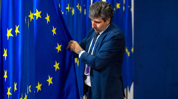 The Guardian: Евросоюз обеспокоен, что США могут усилить давление на Украину