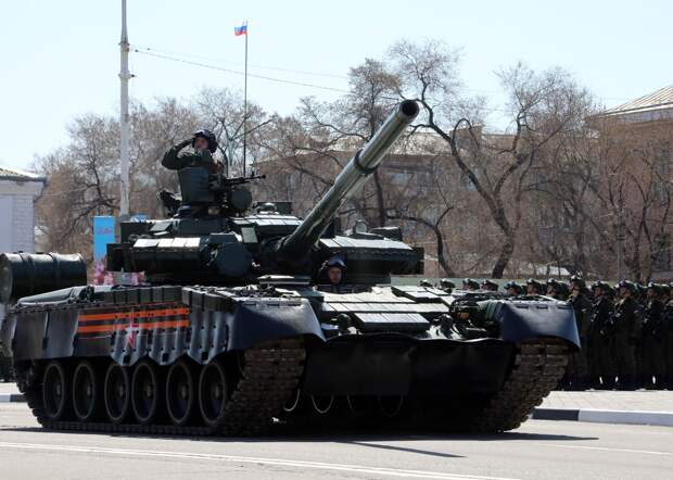Генерал Заварзин пояснил, почему на параде в Москве не будет современных танков