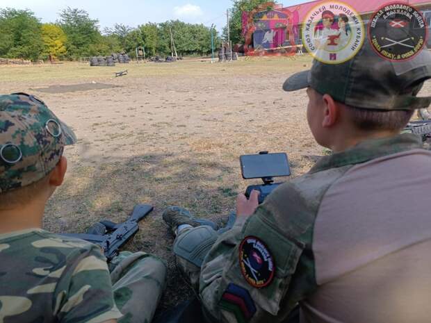 Стартовал новый сезон Школы молодого бойца с элементами подготовки по управлению БПЛА