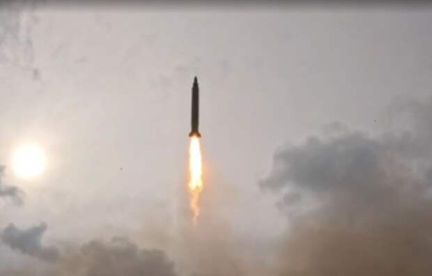 Иран сообщил об атаке по центру американской компании Amazon в Бахрейне