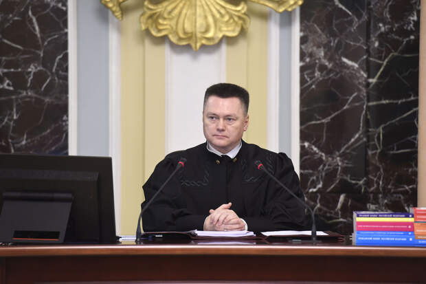 РИА: десятки российских судей лишились мантий за коррупцию