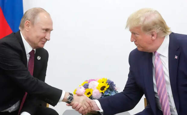Bloomberg заявляет, будто бы президент России переносил заседание Совбеза с целью обращения к Трампу