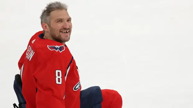 Жена Овечкина поздравила хоккеиста с попаданием в пятёрку лучших снайперов за всю историю НХЛ