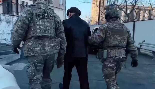 В Приморье двое мужчин похитили из хранилища 30,5 млн рублей