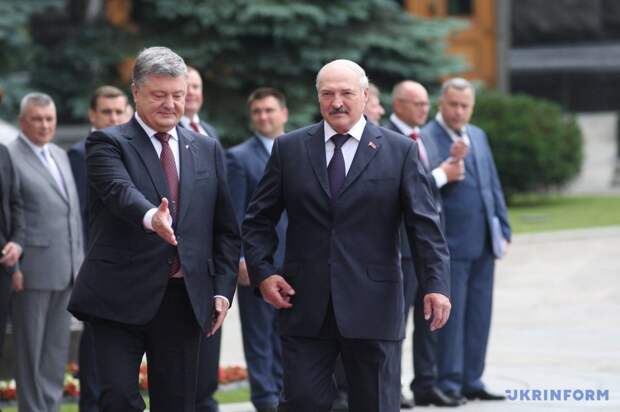 Белоруссия ступила на скользкую дорожку русофобии, проторенную Украиной