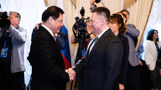 Краснов провел переговоры с генпрокурором Китая