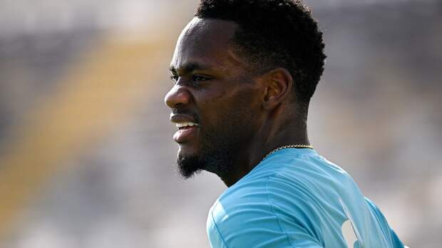 Быстров раскритиковал легионера «Зенита» после матча со «Спартаком»: «Я с лишними 20 кг смогу пробежать не меньше»