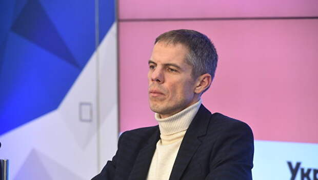 От шизофрении в политике до разведения на фронте. Последний шанс Зеленского