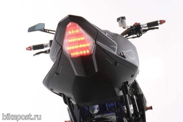 Стритфайтер Suzuki GSX-R1100 1986