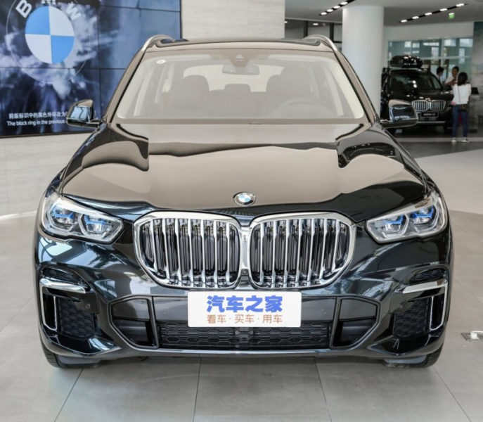 BMW X5 L-действительно длинный внедорожник в Китае за 95 000 долларов